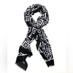 Vera Bradley Black White Purple Scarf Rayon Womens